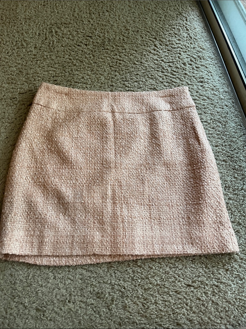 The Limited pink tweed skirt 4 NWT